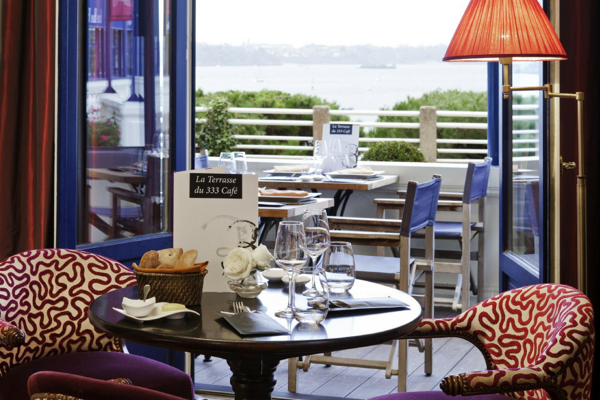 Hotel Barriere Le Grand Hotel Dinard Exterior photo