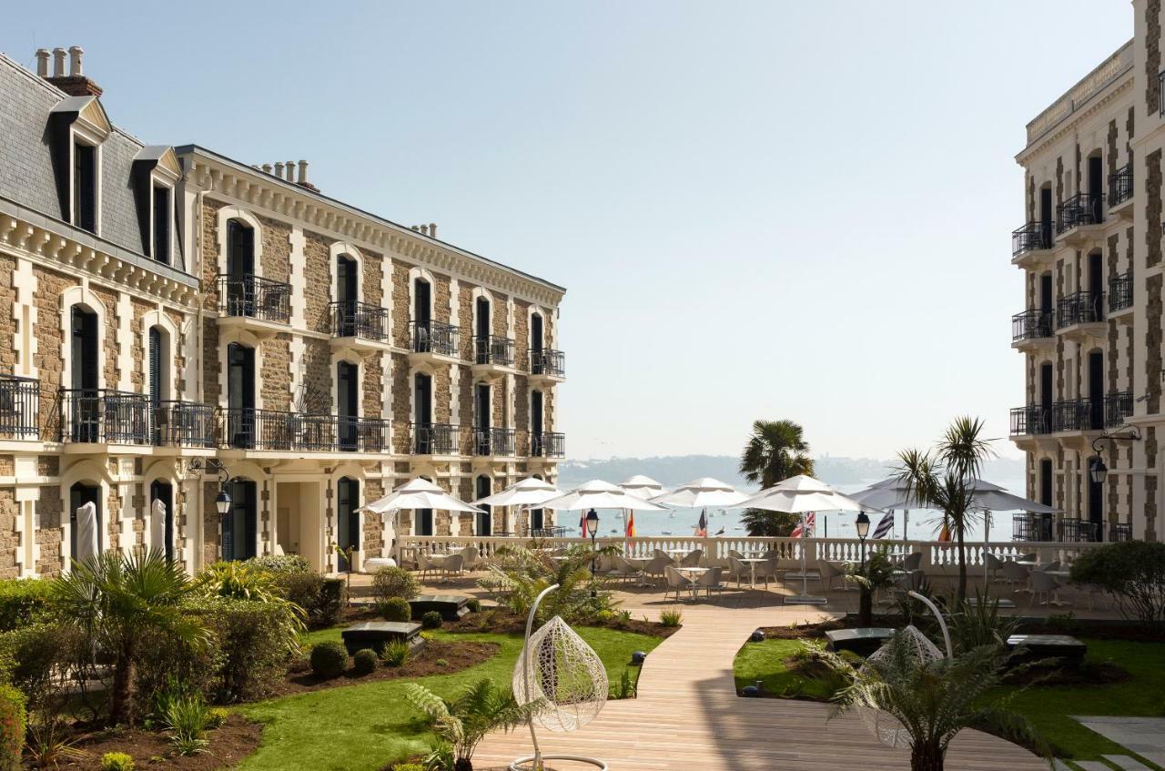 Hotel Barriere Le Grand Hotel Dinard Exterior photo