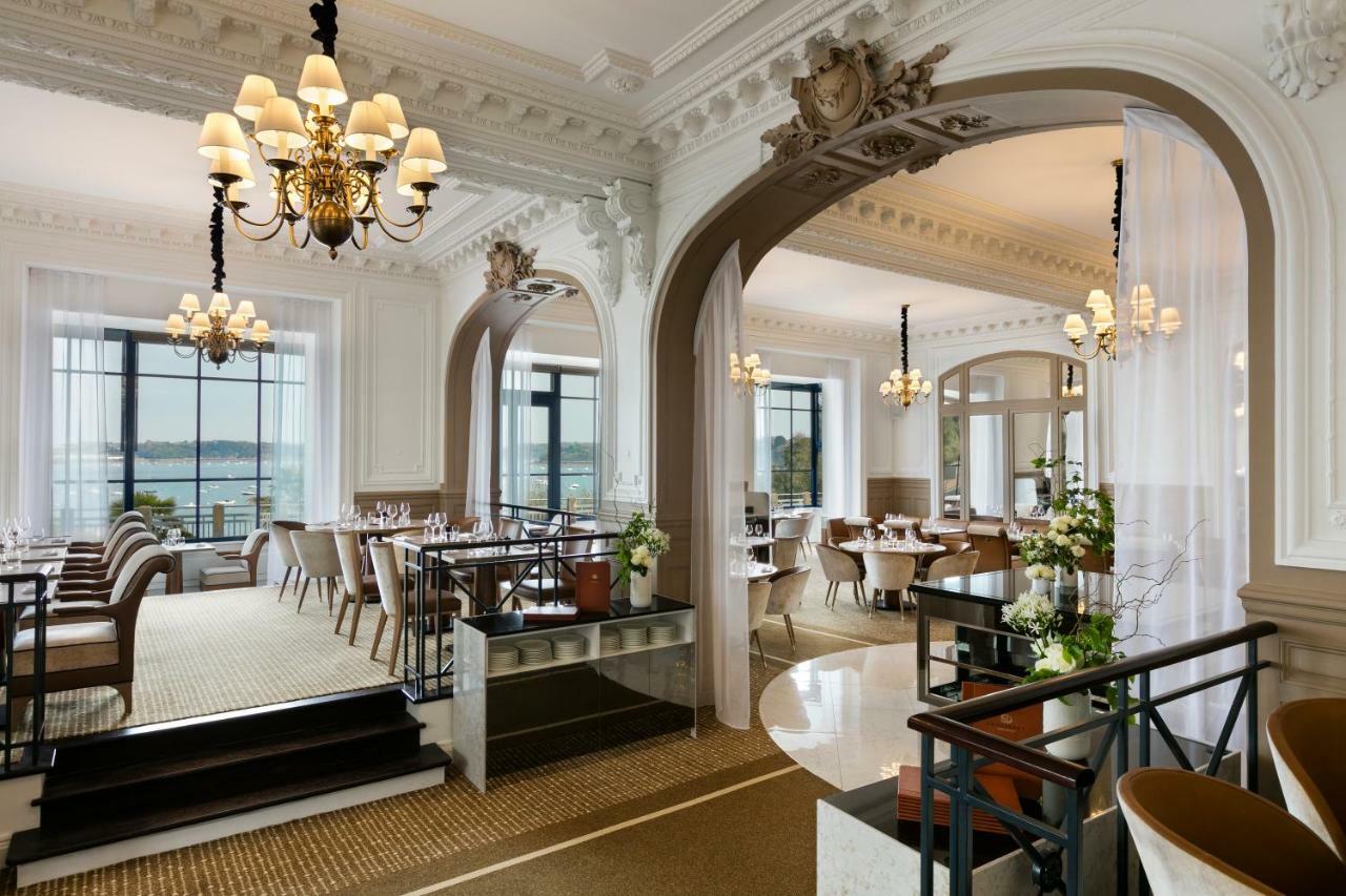 Hotel Barriere Le Grand Hotel Dinard Exterior photo